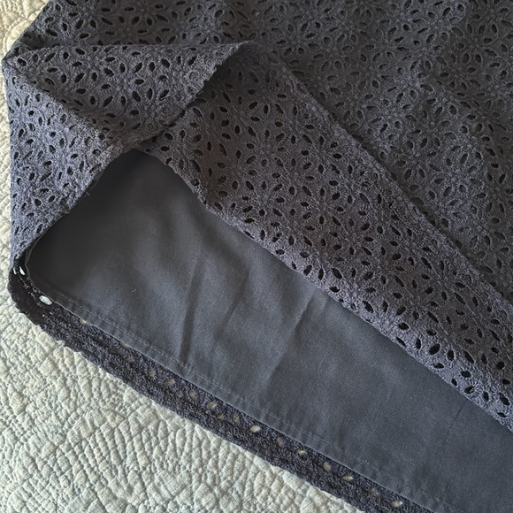 Navy Blue Eyelet Skirt. Size 8 - Picture 8 of 11